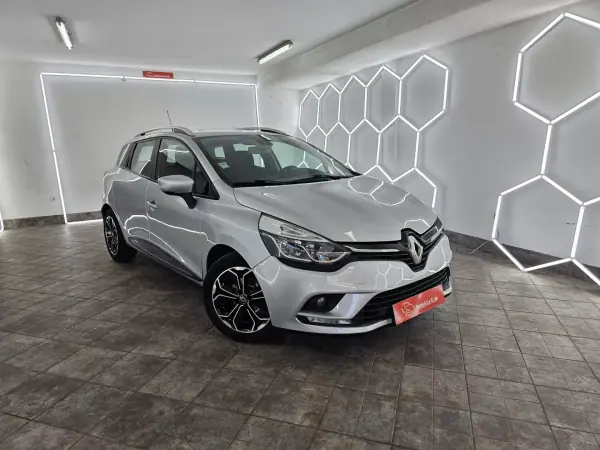 Renault Clio Sport Tourer 2019 1.5 dCi Limited