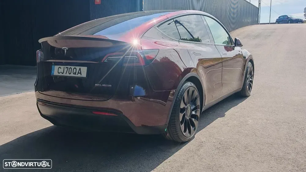 Tesla Model Y Performance Dual Motor AWD