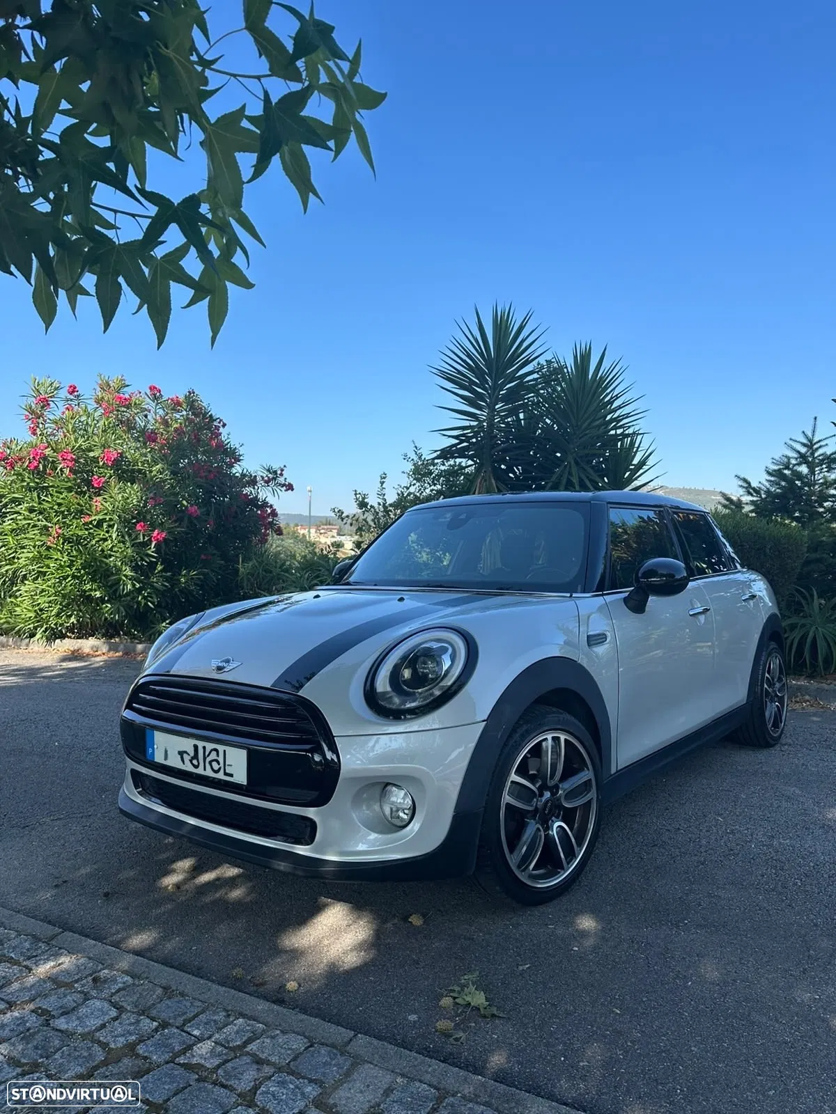MINI 5 Portas Cooper D Seven Chili