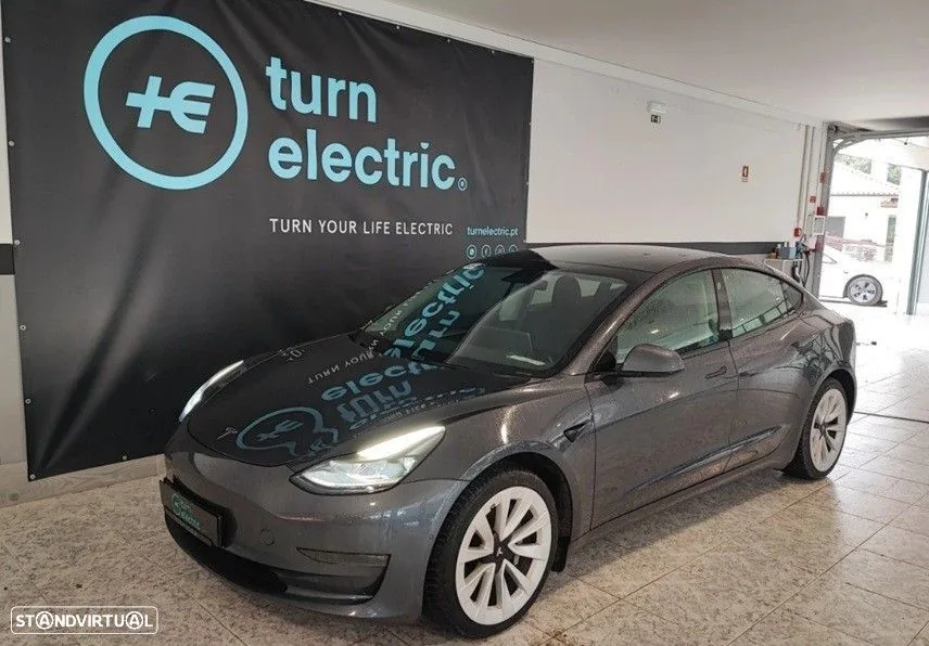 Tesla Model 3 Long Range AWD Dual Motor