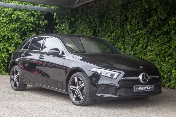 Mercedes-Benz A 250 2022 e AMG Line