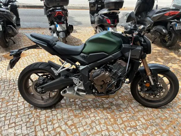 Honda CB 1100 2024 650 RAC E-CLUTCH