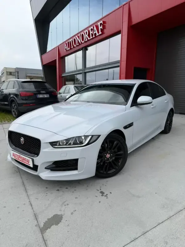 Jaguar XE 2018 2.0 D R-Sport Aut.