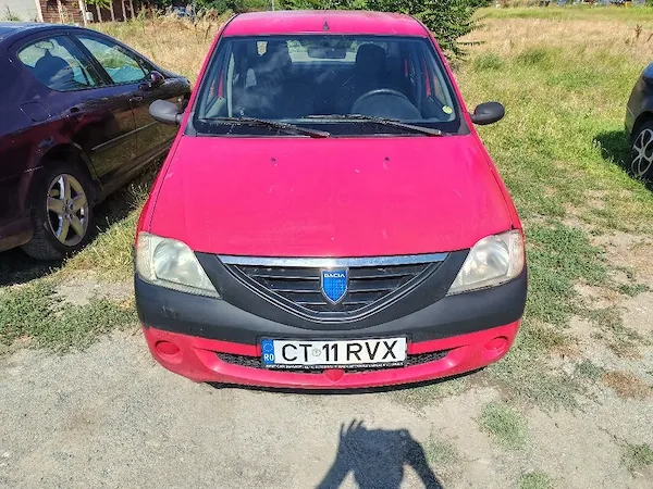 Dacia Logan benzina 1.4 km reali 79850 pret 1090 e .