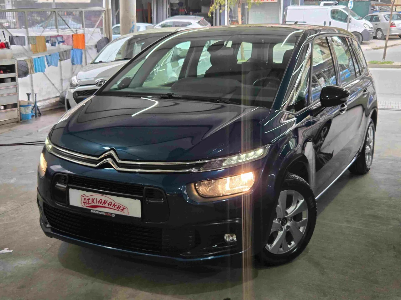 Citroen '21 - 1.5 Diesel 131hp - Parktronic - Start/Stop