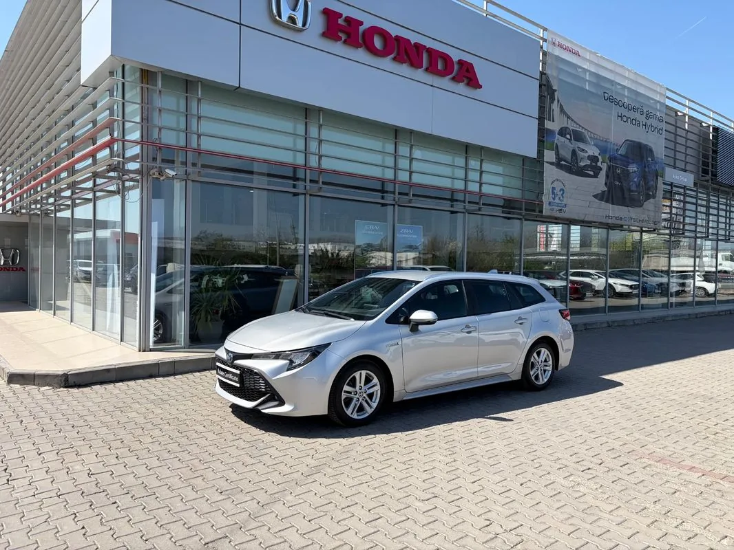 TOYOTA COROLLA TS 1.8 Hybrid Dynamic / Car no.159