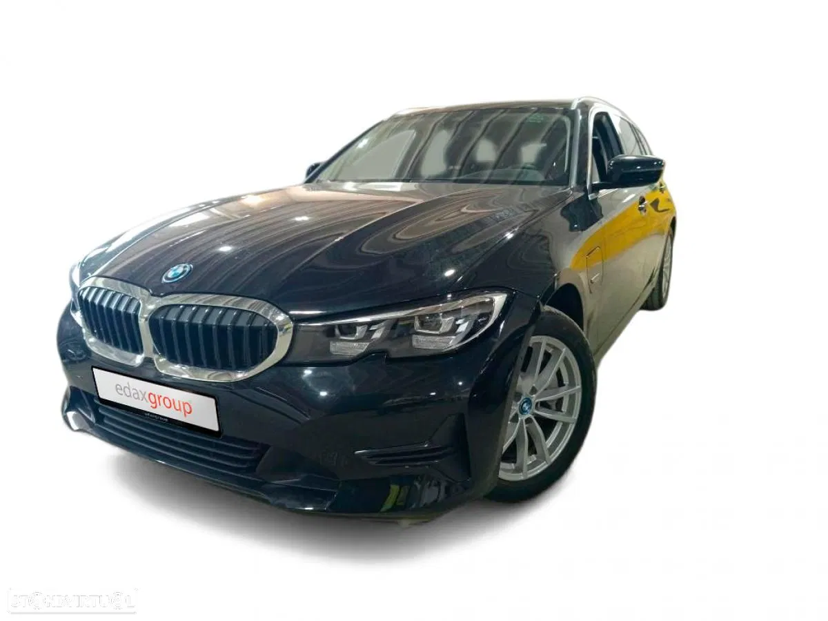 BMW 330 e Auto