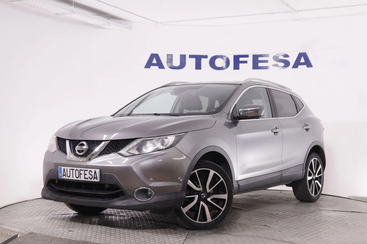 Nissan Qashqai 1.6 DCI N-CONNECTA 130CV 5P # CUERO, TECHO PANORAMICO, NAVY, PARKTRONIC