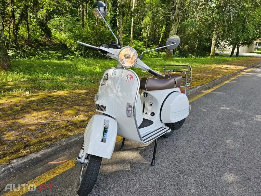 PX Piaggio 200E