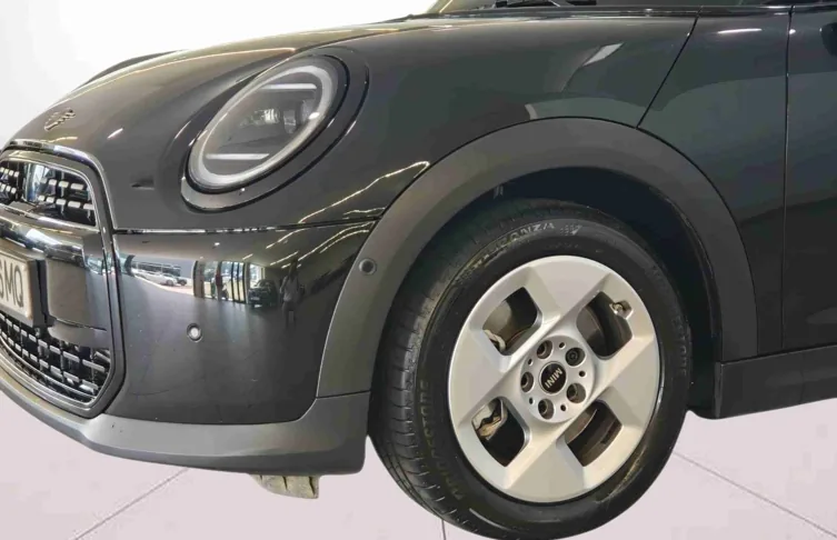 MINI - Mini Cabrio - Mini Cooper C Classic M