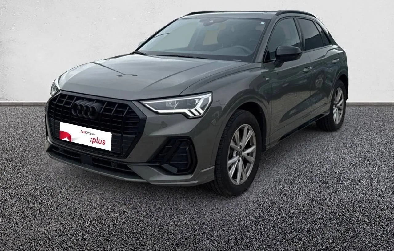 AUDI Q3 35 TDI 150 ch S tronic 7 S line plus