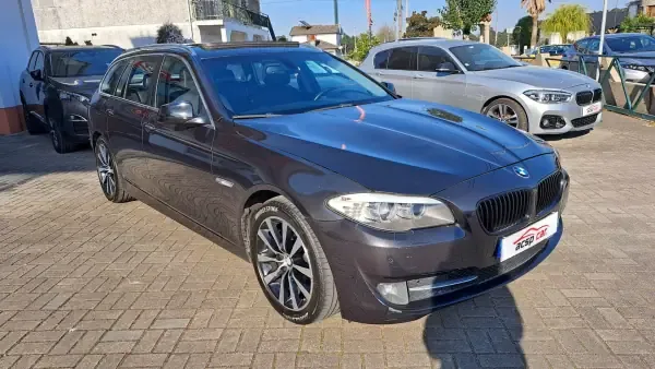BMW 520 2011 d