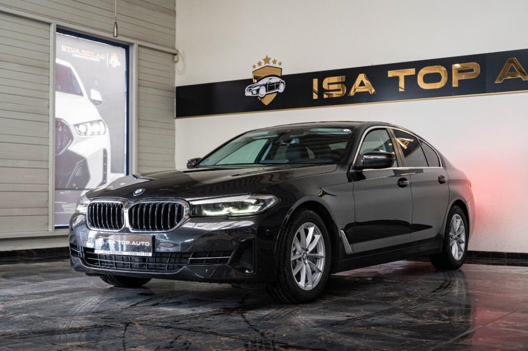BMW Seria 5 520d Aut. Luxury Line 2023